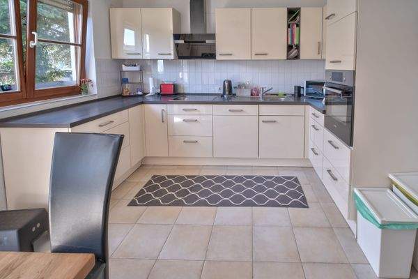 Einbauküche inklusive