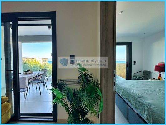 f7e5d9141ab74372b82af398a456ec3c-original