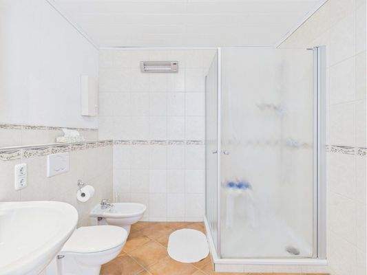 Ihr Badezimmer mit Dusche