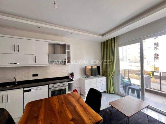 Ready to Move Flat for Sale in a Complex with a Pool in Alanya