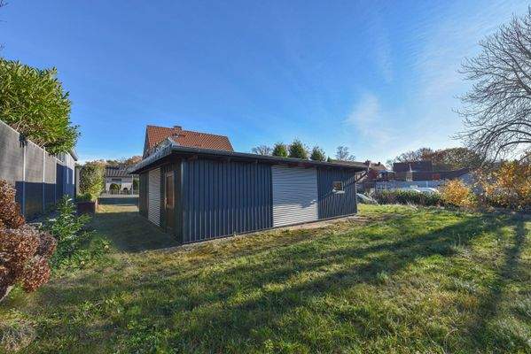 weitläufiges Grundstück 