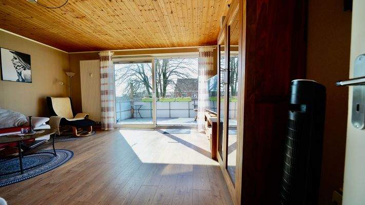 Wohnzimmer zum Balkon