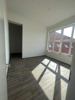 Zimmer 1 und abgetrenntes Ankleidezimmer