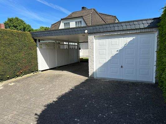 Garage & Carport