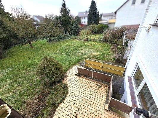 Garten mit Einang zum KG