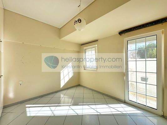 4856f692489e48c2a600d7223f119ea9-original