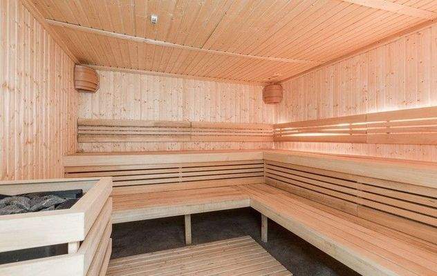 sauna1.jpg
