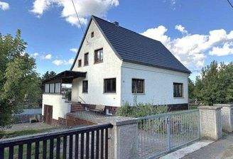 Zufahrt, Zuweg, Vorderansicht Haus