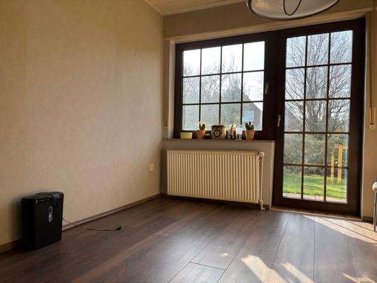 EG Zimmer mit Zugang zur Terrasse