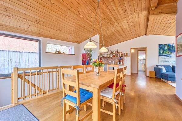 Essen &amp; Wohnen im Obergeschoss