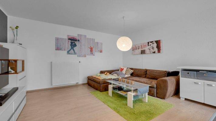 Wohn- und Esszimmer / Küche ELW UG