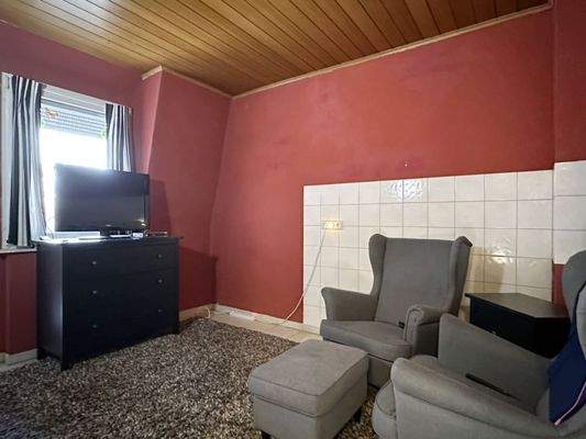 Ankleide oder Küche OG