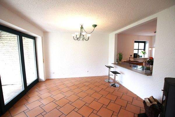 Thekenbereich zur Küche