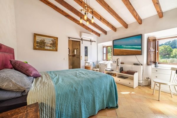 Bedroom (2)