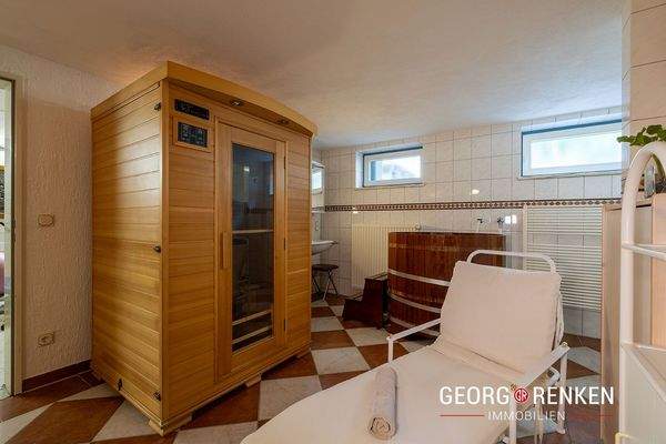 EFH Karlshöfen Infrarotkabine, Sauna Keller