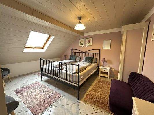 Schlafzimmer Dachgeschoss
