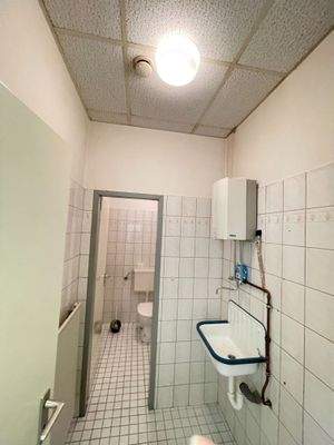 10403 3 Ladenlokal EG rechts WC2