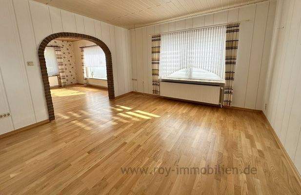 großes Wohn-Esszimmer....