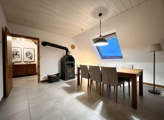 Essbereich OG virtuell möbliert 