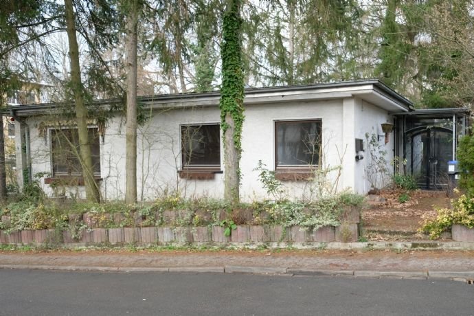 Charmanter Bungalow zum Wohnen oder Arbeiten in Saarbrücken-Rastpfuhl