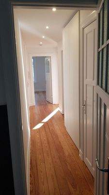 Flur mit Holz-Schrank u.a.👞👟