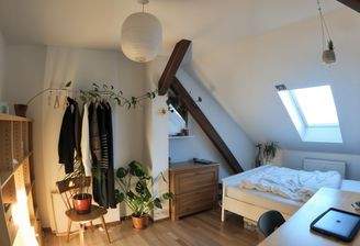 Zimmer 2_ - (KI generiert)