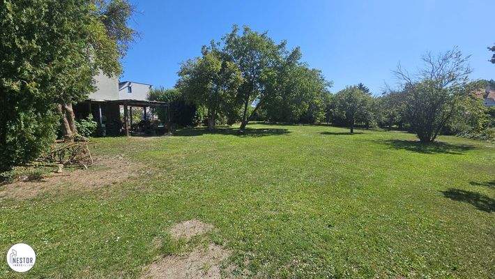 Grundstück - NESTOR Immobilien