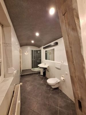 22 - Wohnung über Gaststätte.jpg
