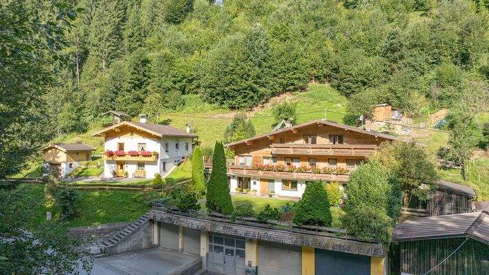 KITZIMMO-Mehrfamilienhaus Apartmenthaus kaufen - Immobilien Hopfgarten.