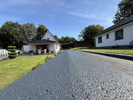 Ansicht Hauptgebäude Nebengebäude