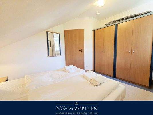 mit gr. Kleiderschrank