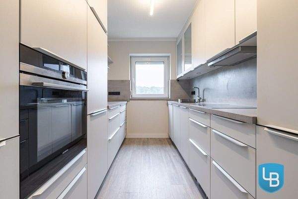 Moderne Einbauküche