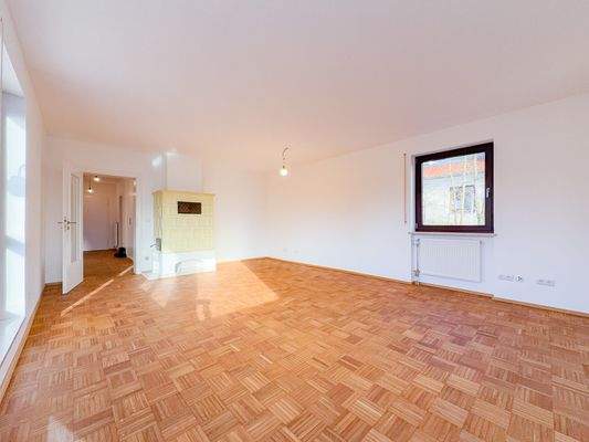 Wohnzimmer mit Kachelofen