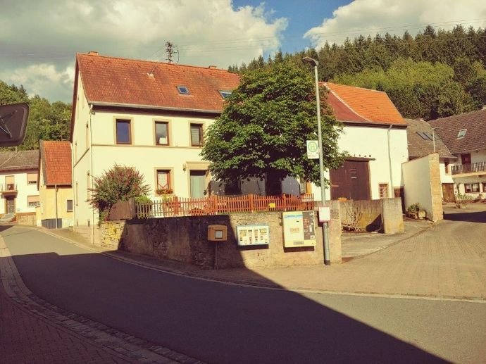 Gepflegtes Mehrfamilienhaus mit 7 Prozent Rendite