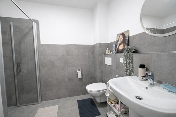 Edewechter Landstraße Badezimmer.PNG