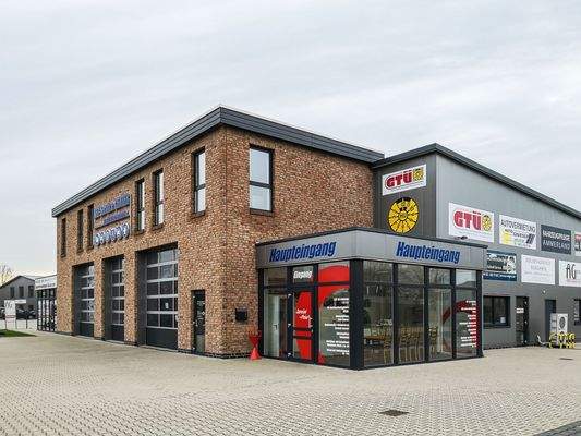 Blick_Cafeteria-Meetingraum