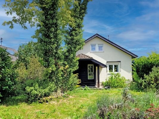 Hausansicht Garten
