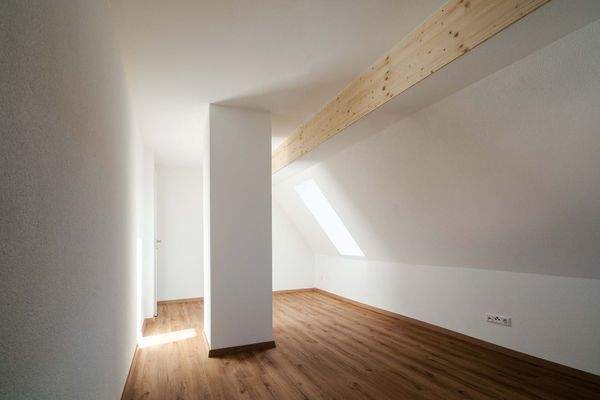 Zimmer 1 Dachgeschoss 