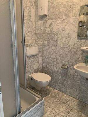 innenliegendes Badezimmer