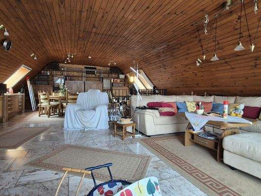 Wohnzimmer Hauptwohnung