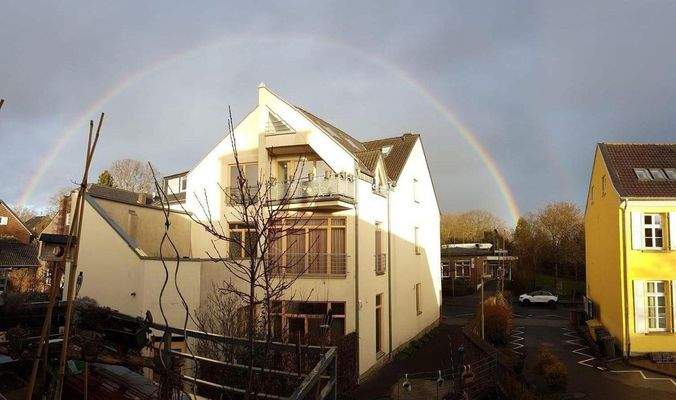 Rückfront mit neuem Anbau