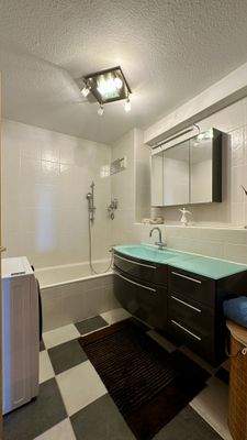 Badewanne mit Badewanne