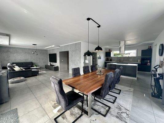 Wohn-Esszimmer, Küche