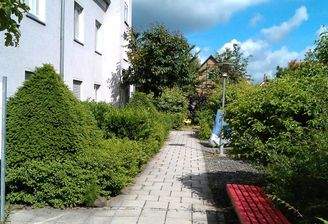 Kühnhausen Alter Stadtweg Außenanlage 015