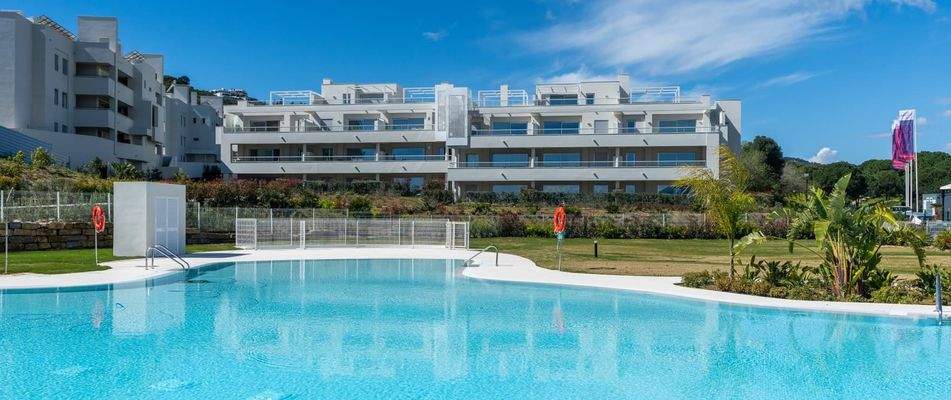 A1_Solana-Village-apartments-La-Cala-Golf-pool_March-2025-min