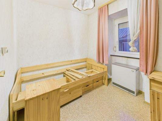 CAM01223G0-PR0174-STILL041