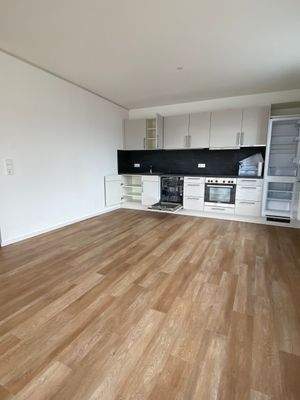 Moderne Küche mit Parkett