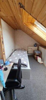 W2 Kinderzimmer 2 Wohnung DG.jpg