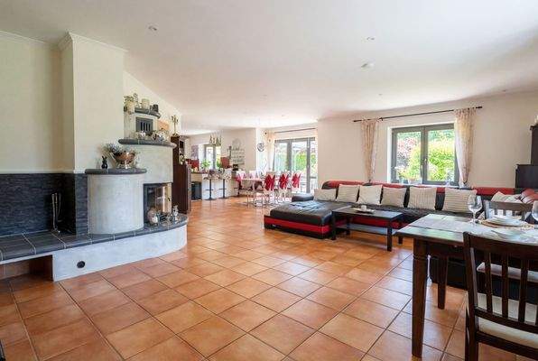 DI - Forbes Global Properties