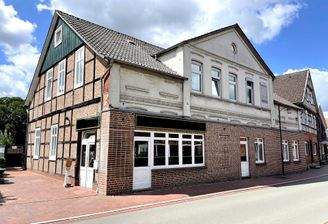Straßenansicht